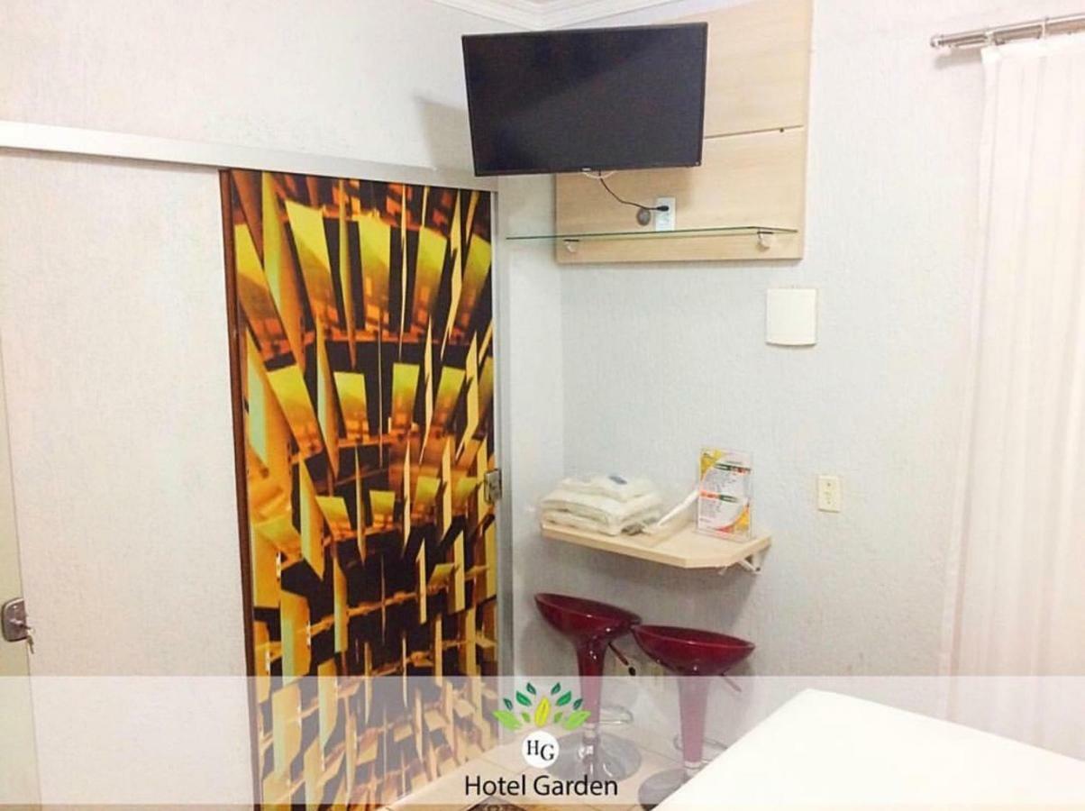 Hotel Garden Valparaiso de Goias エクステリア 写真