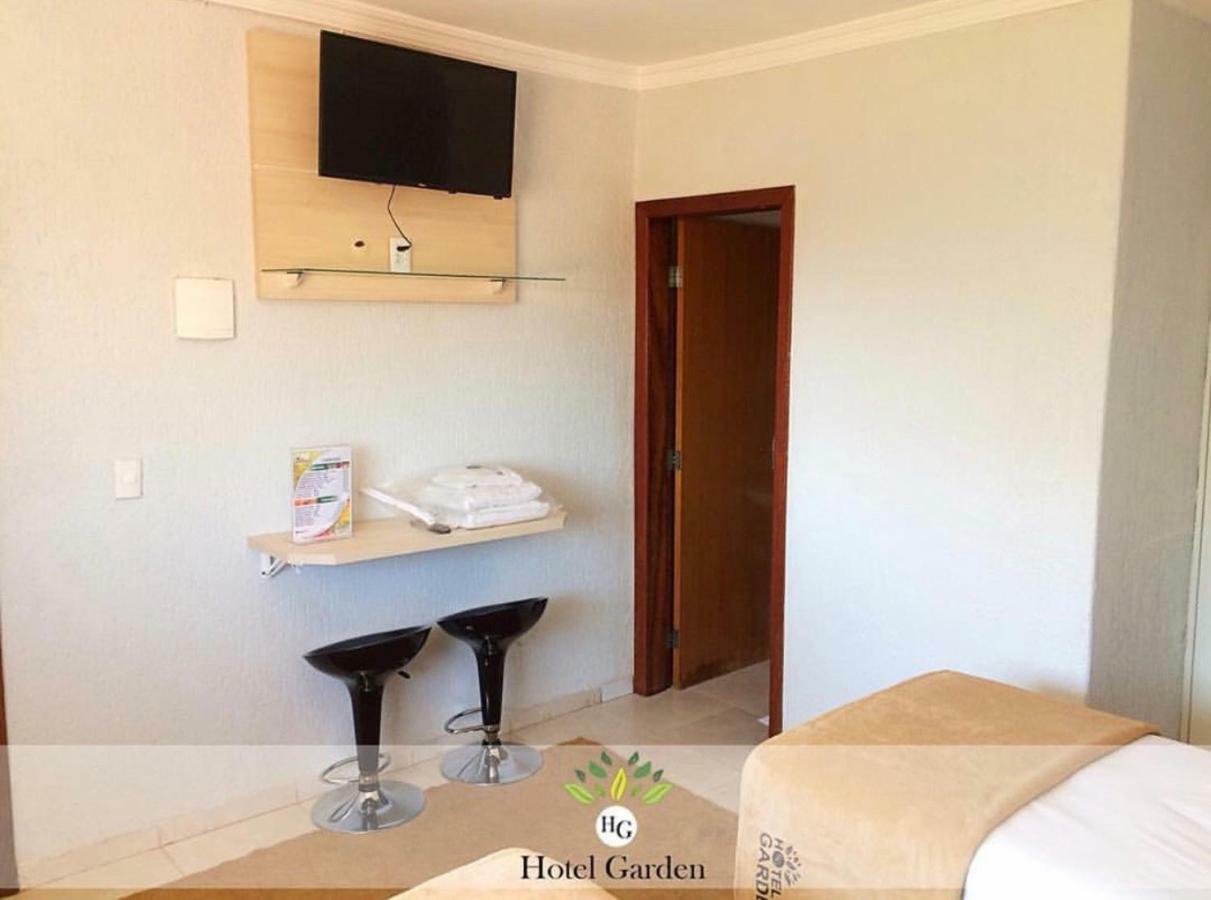 Hotel Garden Valparaiso de Goias エクステリア 写真